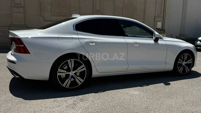 Volvo S60-5