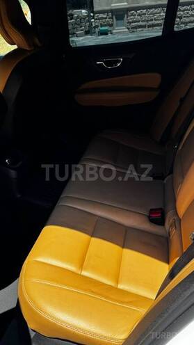 Volvo S60-12