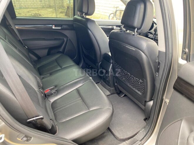 Kia Sorento-4