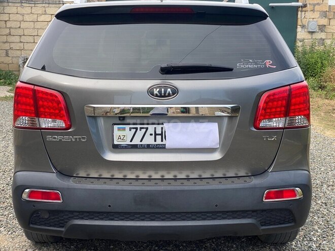 Kia Sorento-2
