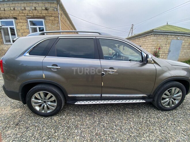 Kia Sorento-9