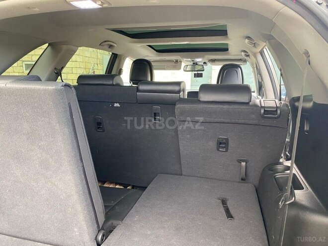 Kia Sorento-12