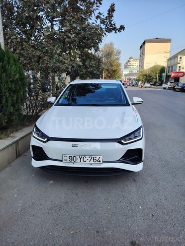 BYD e2-11