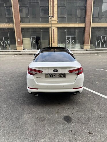 Kia Optima-3