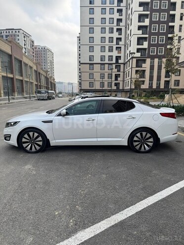 Kia Optima-4