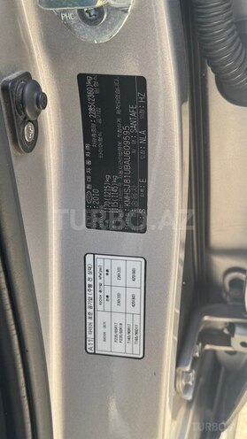 Hyundai Santa Fe-5