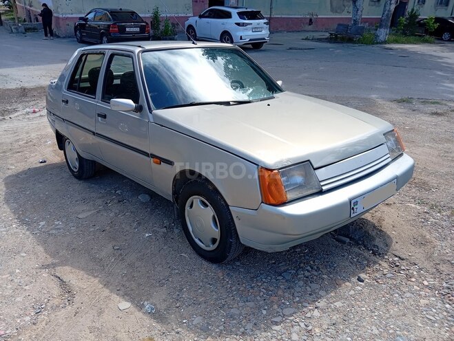 ZAZ Slavuta-11