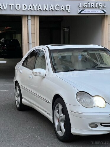 Mercedes C 230-4