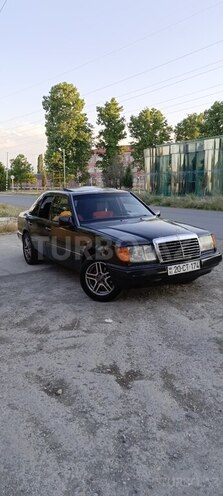 Mercedes 200 E-4