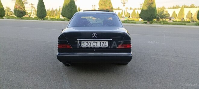 Mercedes 200 E-5