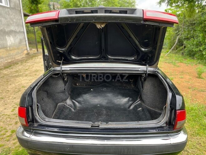 GAZ 31105 "Volga"-6