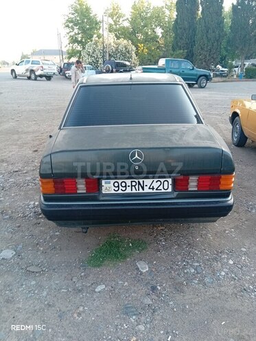 Mercedes 190-6