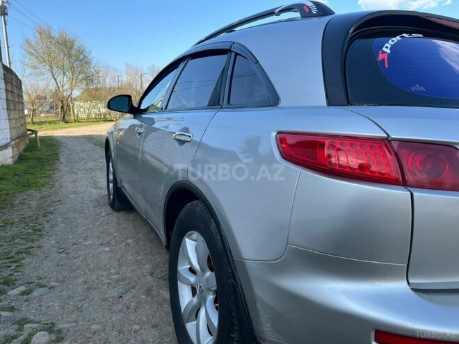 Infiniti FX35-15