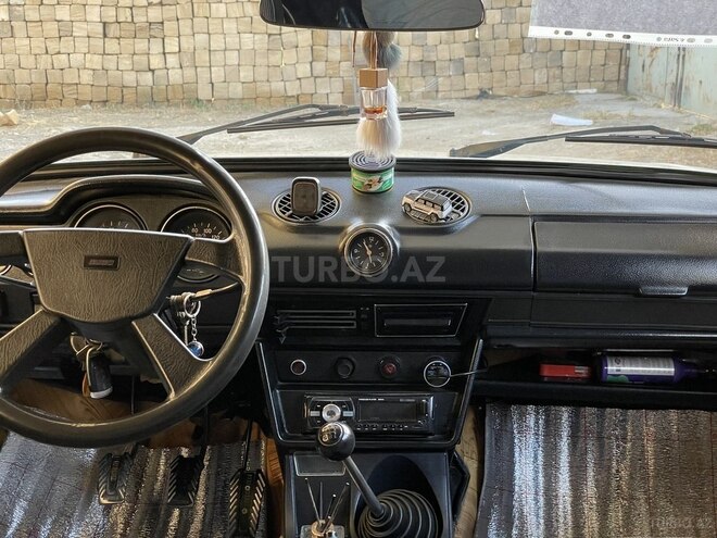 LADA (VAZ) 2106-9