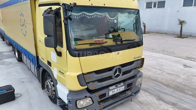 Mercedes Actros 2544-11
