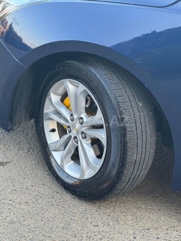 Chevrolet Cruze-21
