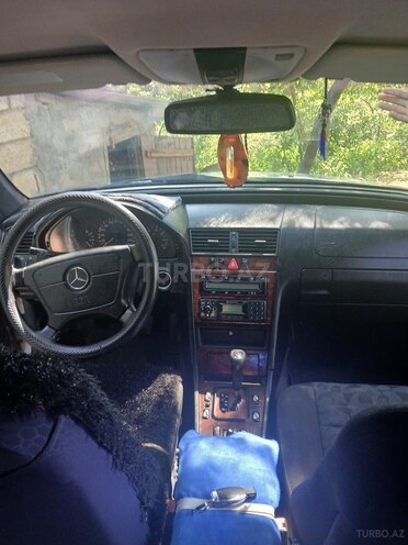 Mercedes C 200-3