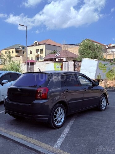 Toyota Corolla-4