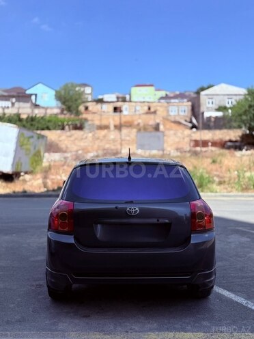 Toyota Corolla-6