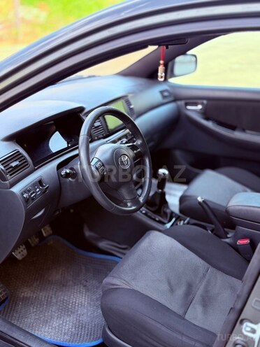 Toyota Corolla-8