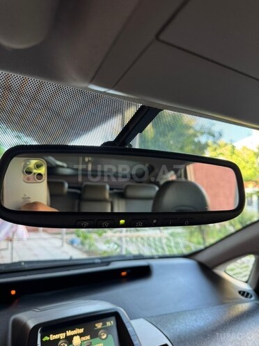 Toyota Prius-9