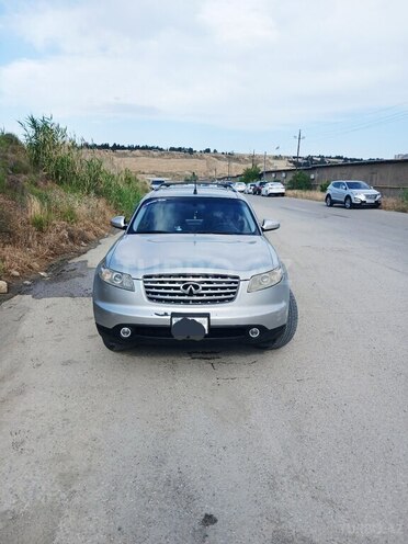 Infiniti FX35-1