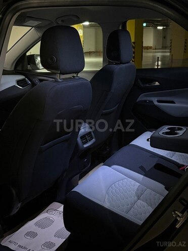 Chevrolet Equinox-10