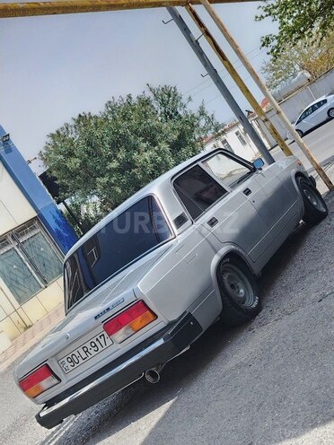 LADA (VAZ) 2107-8