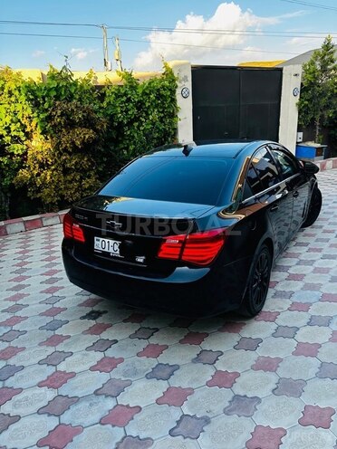 Chevrolet Cruze-13