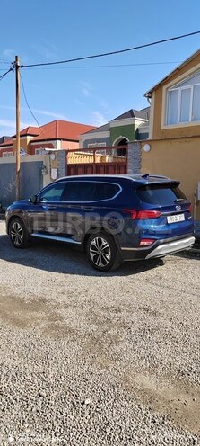 Hyundai Santa Fe-5