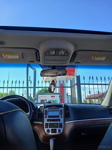 Hyundai Santa Fe-4