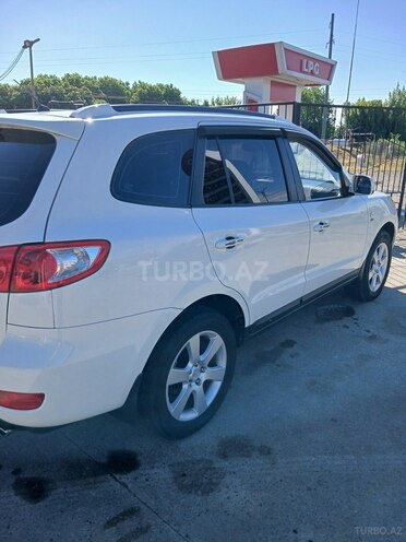 Hyundai Santa Fe-9
