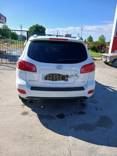 Hyundai Santa Fe-6