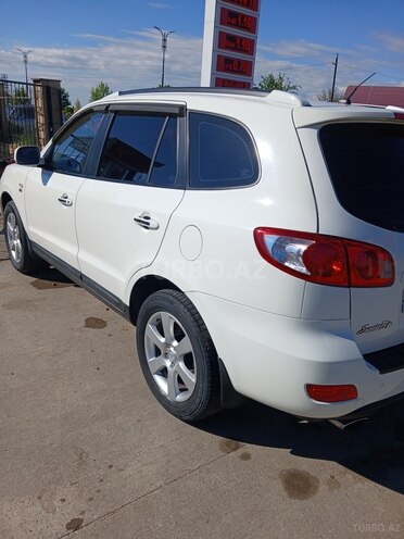 Hyundai Santa Fe-10