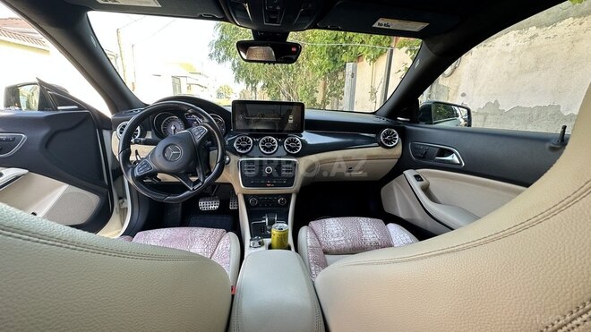 Mercedes CLA 250 4MATIC-3