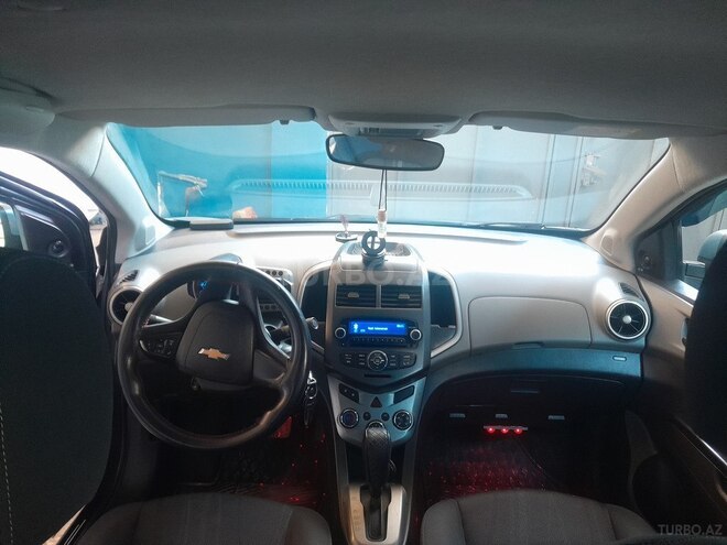 Chevrolet Aveo-3