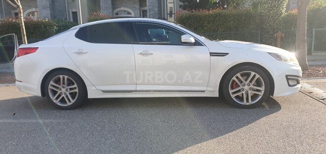 Kia Optima-3