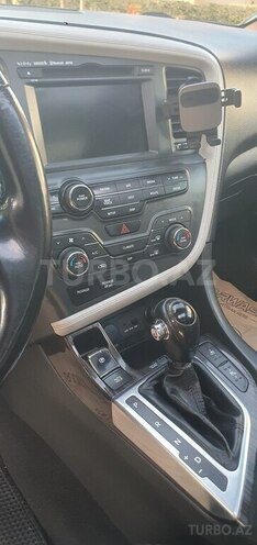 Kia Optima-7