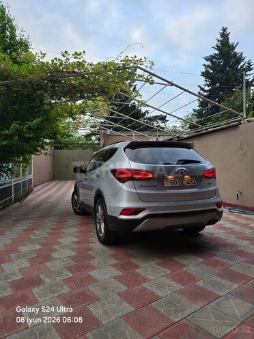 Hyundai Santa Fe-10