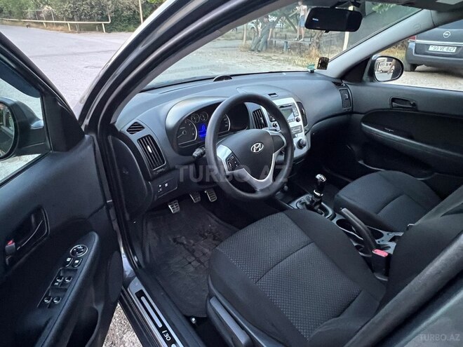 Hyundai i30-8