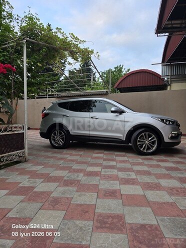 Hyundai Santa Fe-11