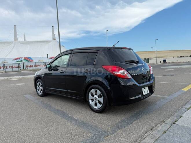 Nissan Tiida-7