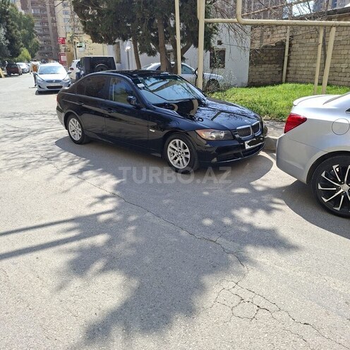 BMW 320-2