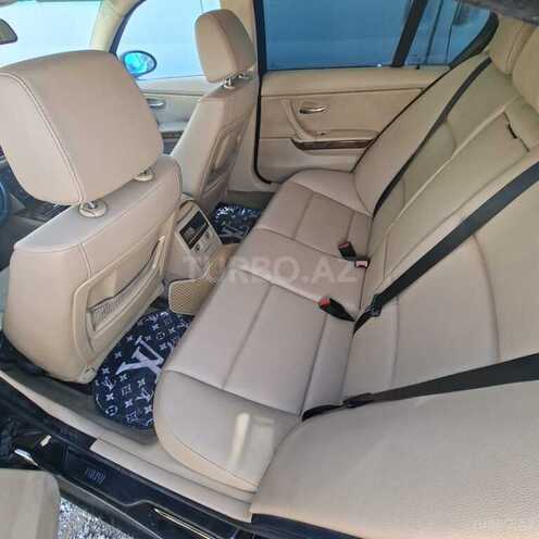 BMW 320-6