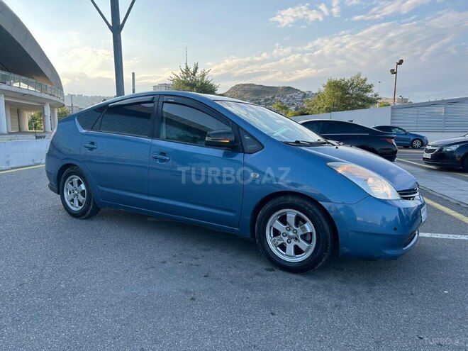 Toyota Prius-3