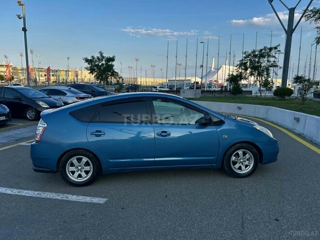 Toyota Prius-6
