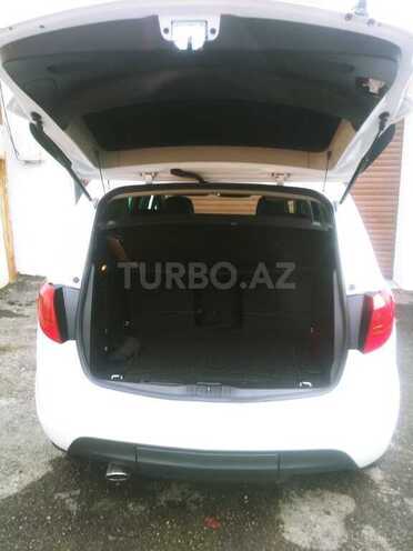 Opel Meriva-9