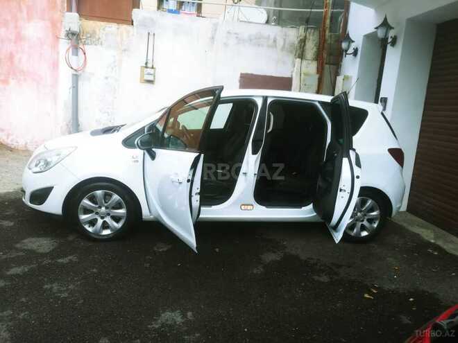 Opel Meriva-14