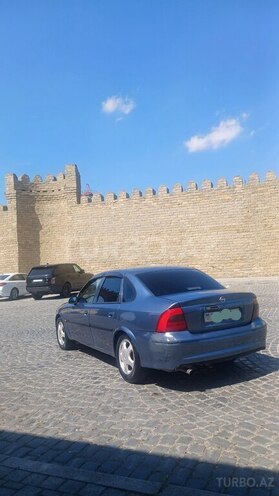 Opel Vectra-3