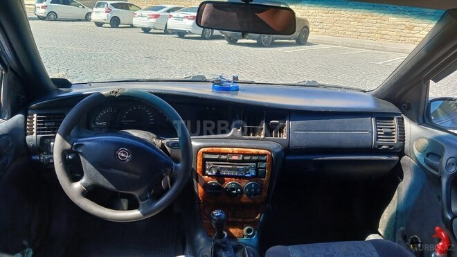 Opel Vectra-9